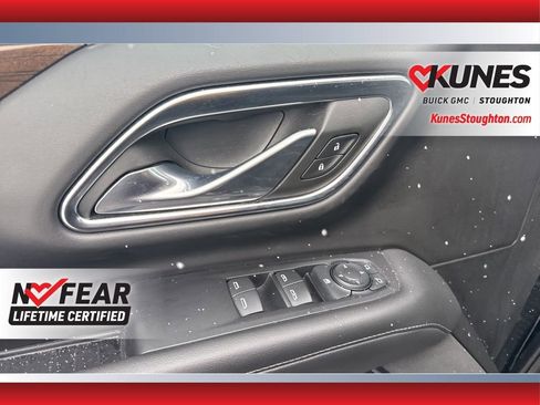 Used 2023 GMC Yukon SLE image 20