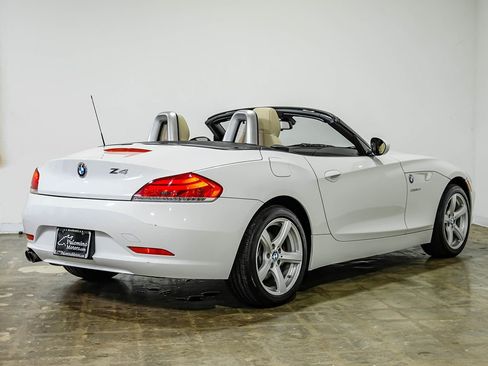 Used 2011 BMW Z4 sDrive30i w/ Premium Pkg RWD image 10
