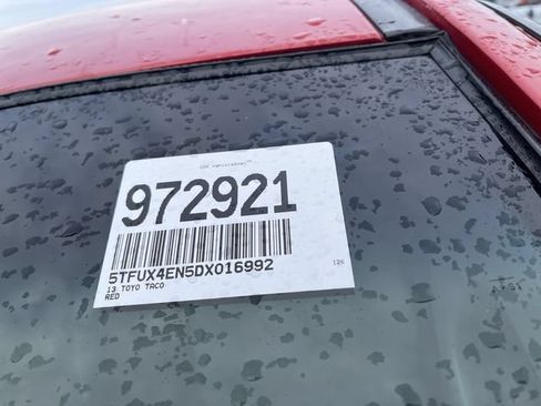 Used 2013 Toyota Tacoma 4x4 Access Cab w/ Convenience Pkg image 10