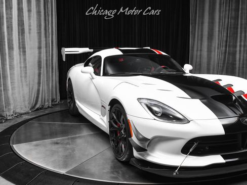 Used 2016 Dodge Viper ACR w/ Extreme Aero Package RWD image 41