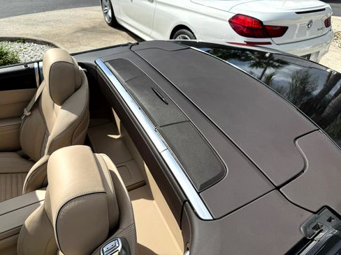 Used 2014 Mercedes-Benz SL 550 image 10