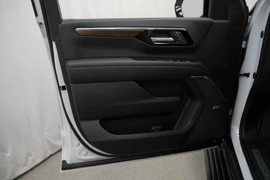 New 2026 Chevrolet Tahoe High Country AWD/4WD image 25