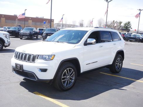 Used 2018 Jeep Grand Cherokee Limited image 4