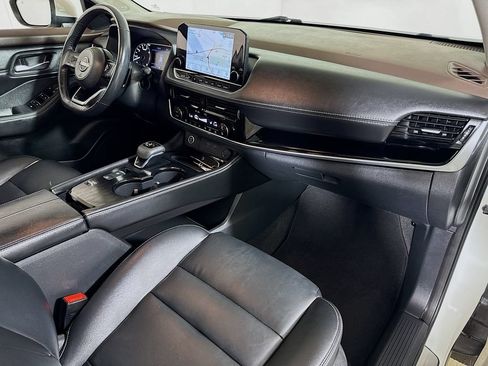 Used 2023 Nissan Rogue SL w/ SL Premium Package FWD image 29