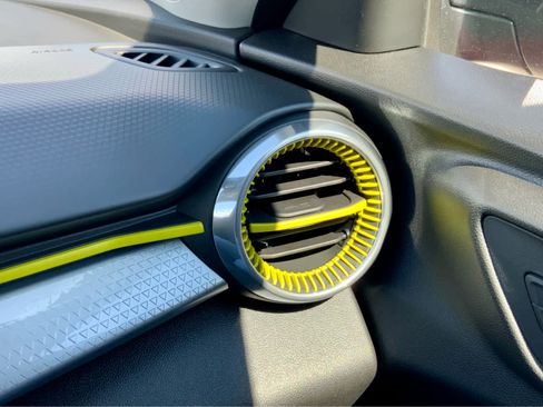 New 2025 Chevrolet Trax LT w/ Driver Confidence Package image 51