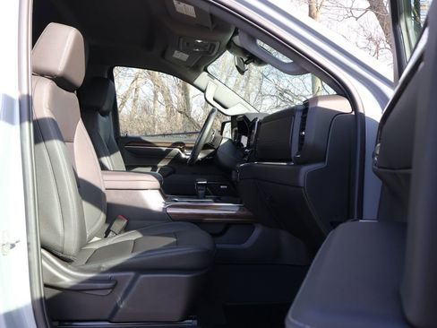 Certified 2024 Chevrolet Silverado 1500 RST w/ Convenience Package II image 42