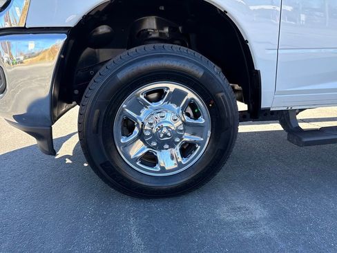 Used 2023 RAM 3500 Tradesman w/ Chrome Appearance Group image 33