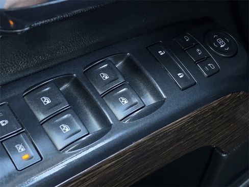 Used 2017 GMC Sierra 3500 Denali w/ Duramax Plus Package image 25