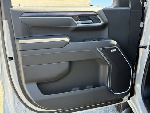 New 2026 Chevrolet Silverado 1500 RST w/ Convenience Package II AWD/4WD image 9