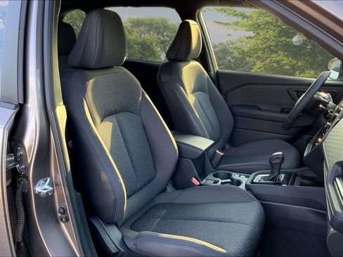 Used 2025 Subaru Forester Premium AWD/4WD image 28