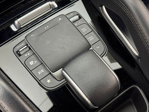 Used 2021 Mercedes-Benz GLE 350 w/ Premium Package image 35