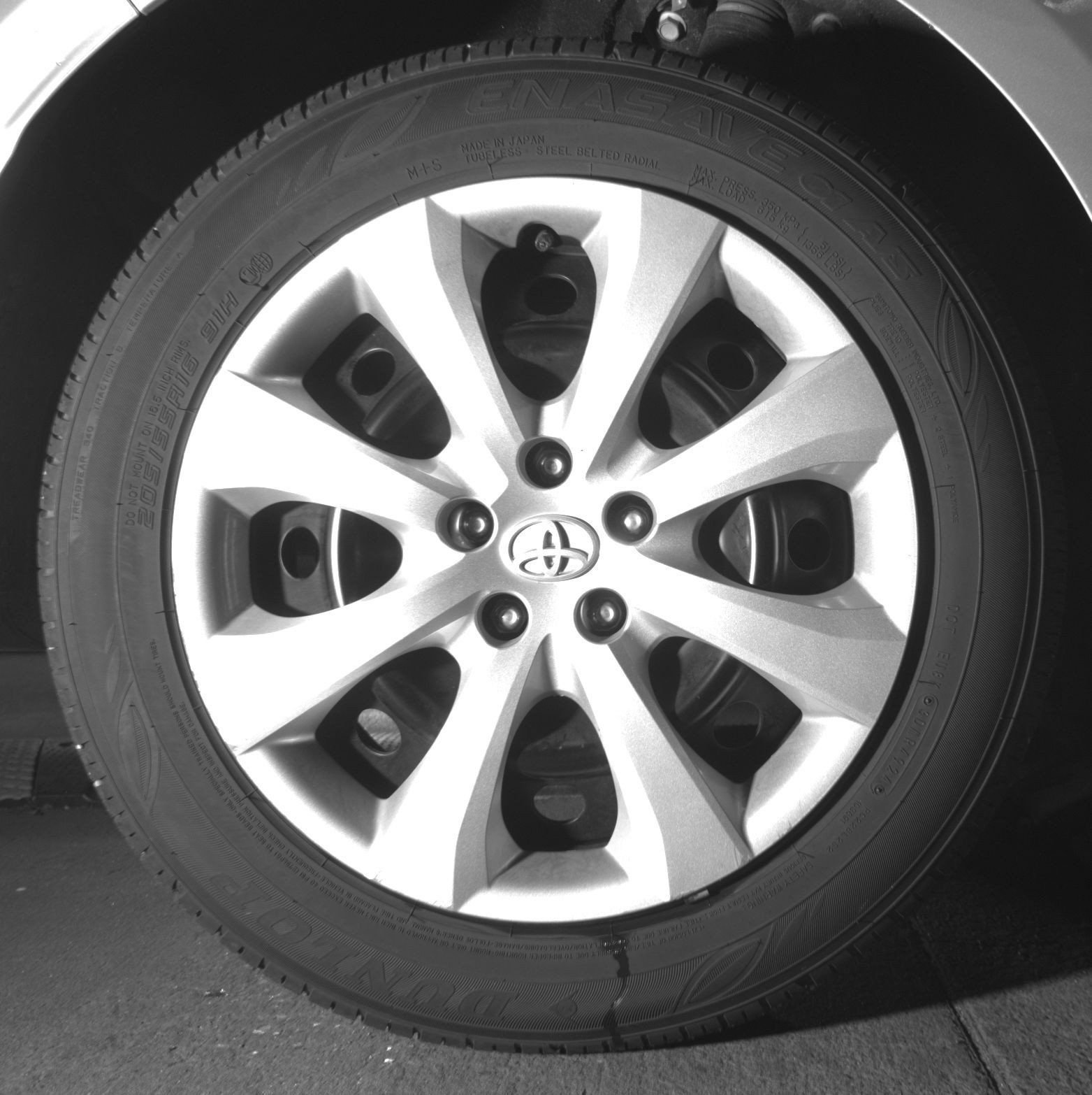 Used 2025 Toyota Corolla LE FWD image 18