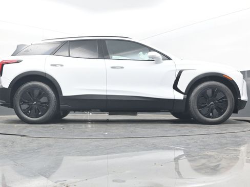 New 2026 Chevrolet Blazer EV LT image 31