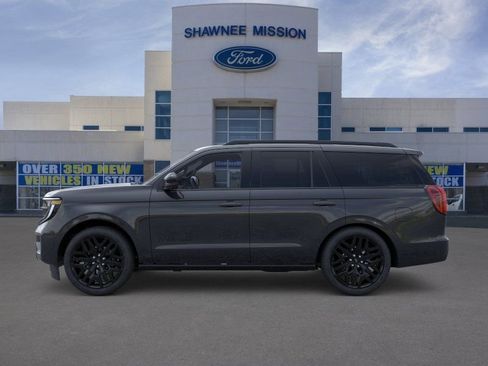 New 2026 Ford Expedition Platinum AWD/4WD image 3