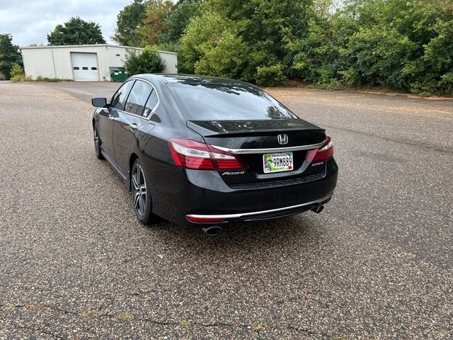 Used 2017 Honda Accord Sport image 19