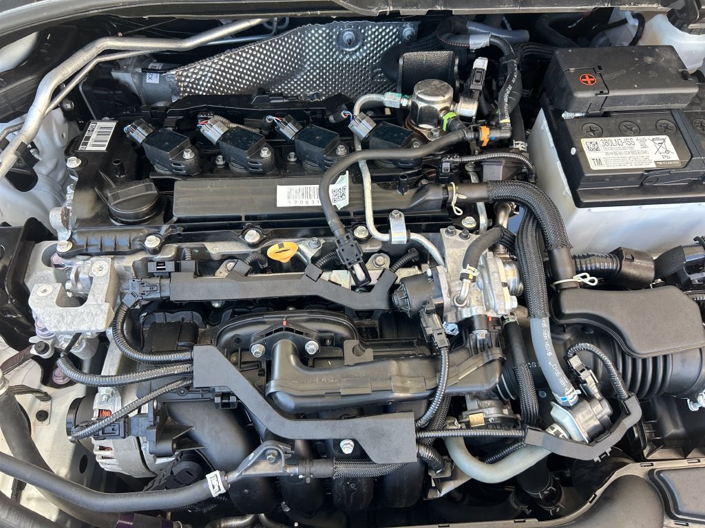 Certified 2022 Toyota Corolla Cross LE AWD/4WD image 23