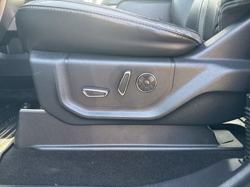Used 2019 Ford F250 Platinum AWD/4WD image 14