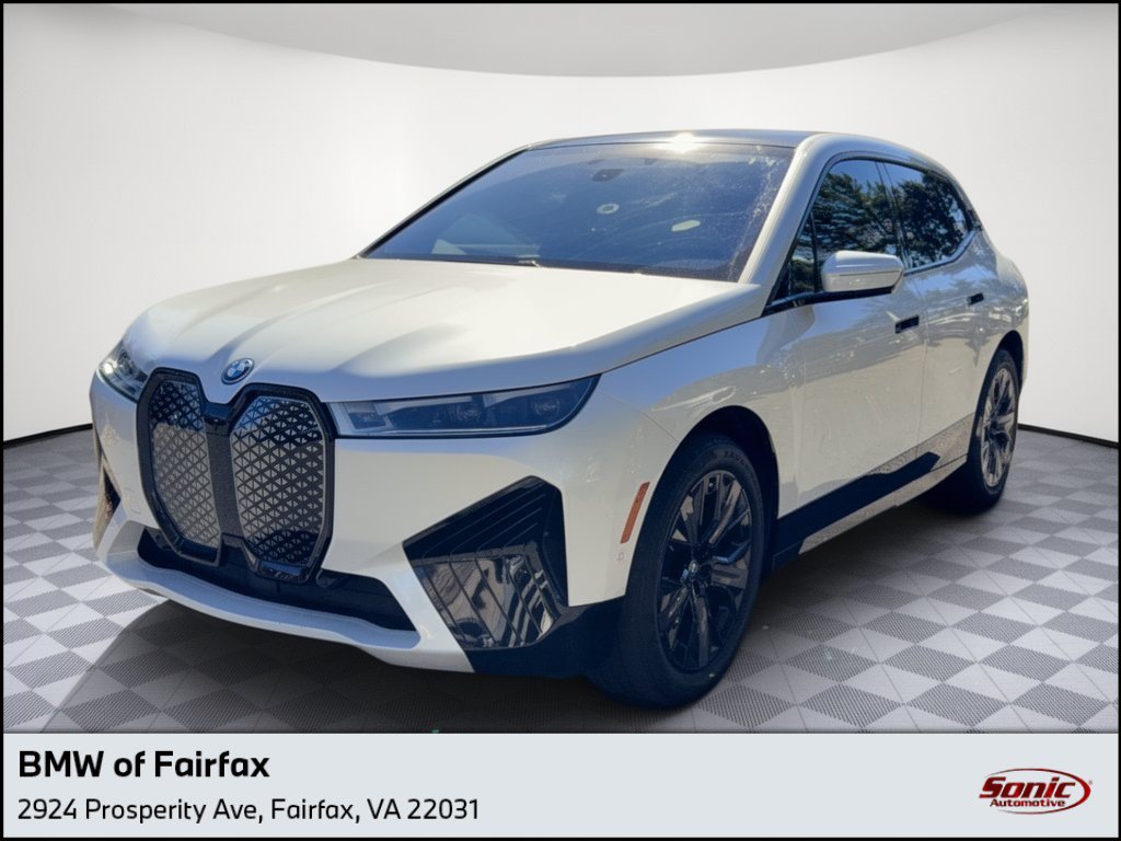 Used 2024 BMW iX xDrive50 w/ Premium Package AWD/4WD image 1