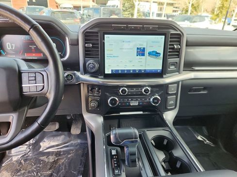 Used 2022 Ford F150 Lariat w/ Equipment Group 502A High AWD/4WD image 17