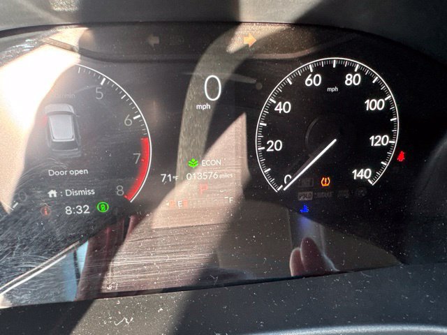 Used 2025 Honda CR-V LX image 11