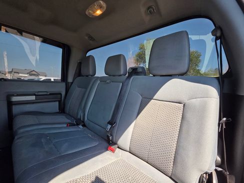 Used 2015 Ford F250 XLT w/ Snow Plow Prep Package AWD/4WD image 11