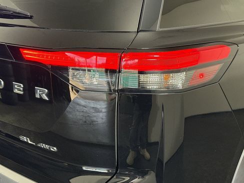 Used 2023 Nissan Pathfinder SL w/ SL Premium Package image 34