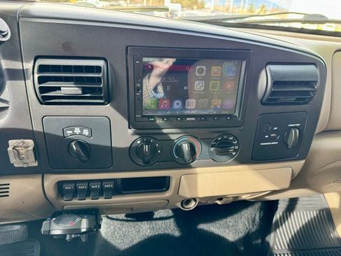 Used 2005 Ford F250 XLT image 18