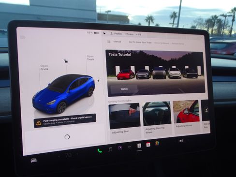 Used 2024 Tesla Model Y Long Range image 8