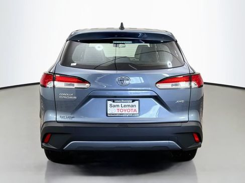 Used 2025 Toyota Corolla Cross L AWD/4WD image 6