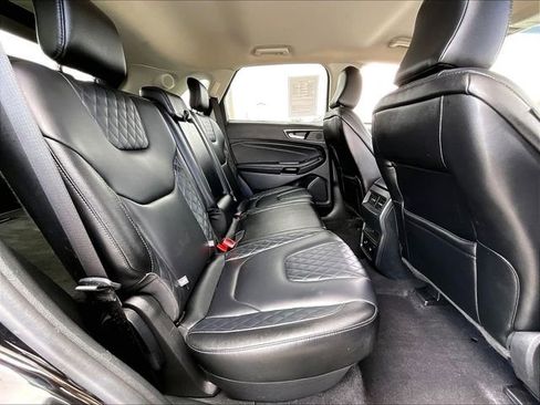Used 2024 Ford Edge Titanium AWD/4WD image 16