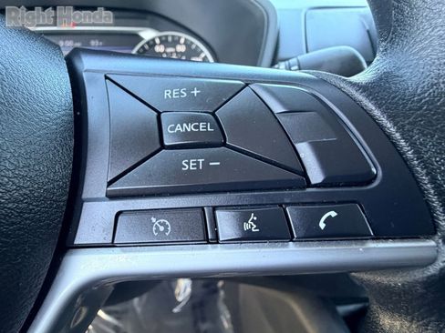 Used 2025 Nissan Altima 2.5 SV AWD/4WD image 23