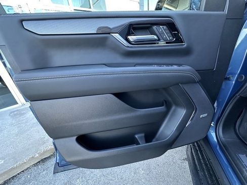 New 2026 GMC Yukon XL Elevation w/ Elevation Premium Package image 13