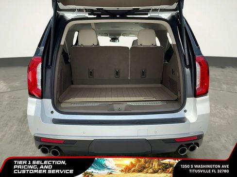 Used 2024 GMC Yukon XL Denali RWD image 23