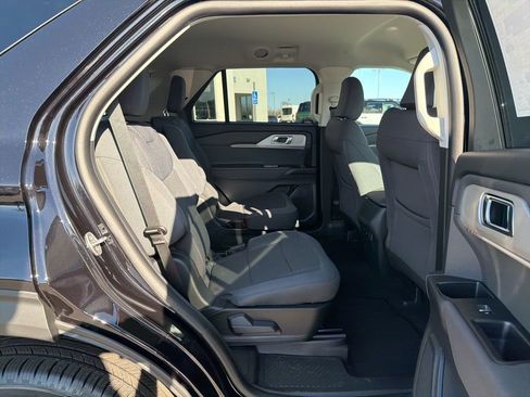 New 2026 Ford Explorer Active image 18