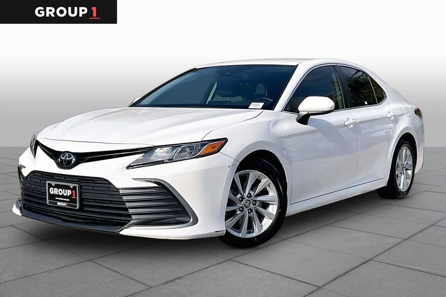 Used 2023 Toyota Camry LE FWD image 1