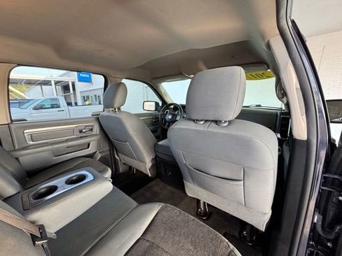 Used 2017 RAM 1500 Classic SLT w/ Luxury Group image 25