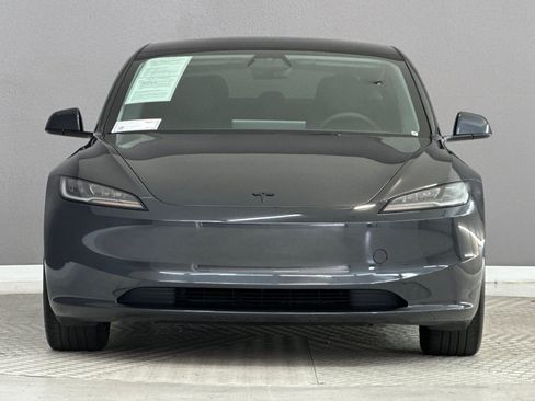 Used 2025 Tesla Model 3 Long Range RWD image 5