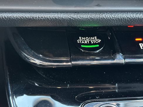 Used 2023 Lincoln Corsair FWD image 23