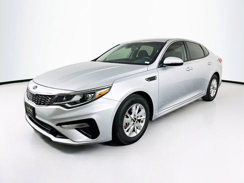 Used 2019 Kia Optima LX image 3