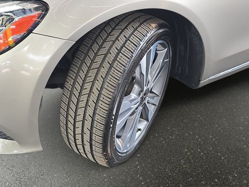 Used 2020 Mercedes-Benz C 300 4MATIC Sedan image 31
