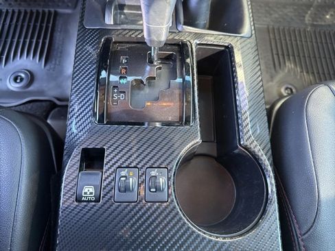 Used 2019 Toyota 4Runner TRD Off-Road Premium image 31