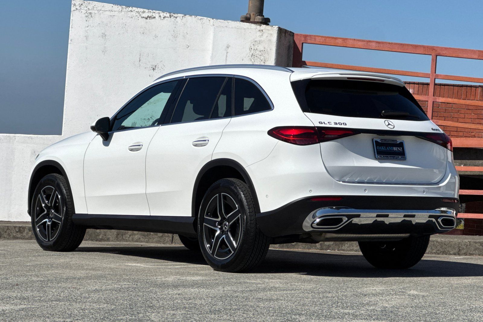 Used 2026 Mercedes-Benz GLC 300 4MATIC image 6