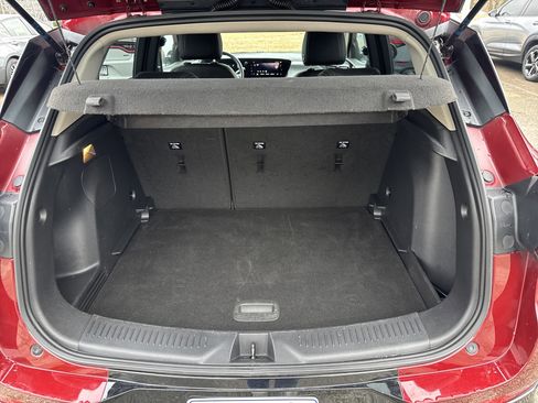 Used 2024 Buick Encore GX Sport Touring image 8