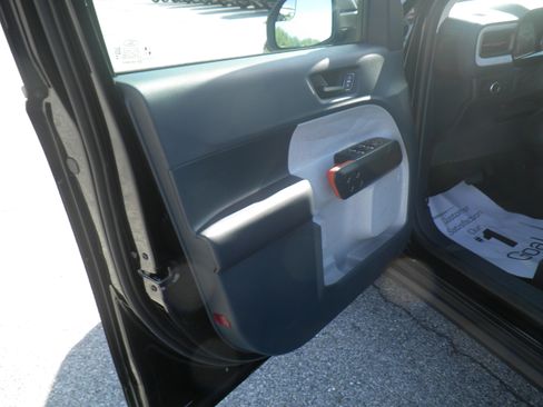 Used 2023 Ford Maverick XLT w/ Equipment Group 300A Standard image 18