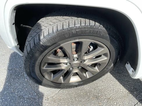 Used 2015 Lincoln Navigator 2WD image 20