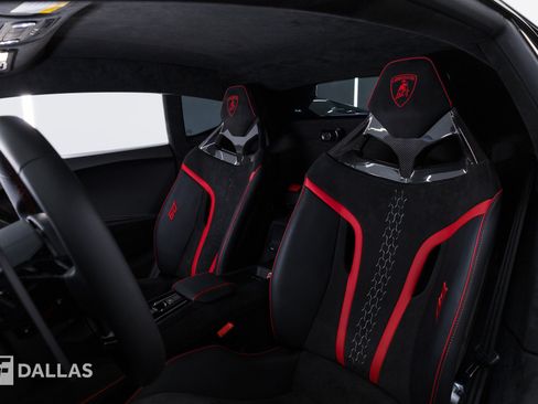 Used 2023 Lamborghini Huracan Tecnica RWD image 26