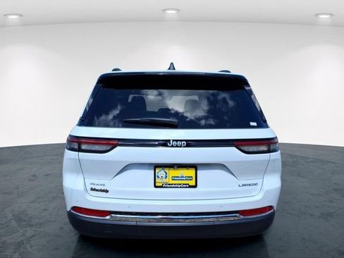 New 2026 Jeep Grand Cherokee Laredo X AWD/4WD image 8