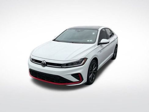 Used 2025 Volkswagen Jetta GLI Autobahn image 3