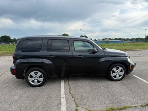 Used 2011 Chevrolet HHR LS FWD image 4