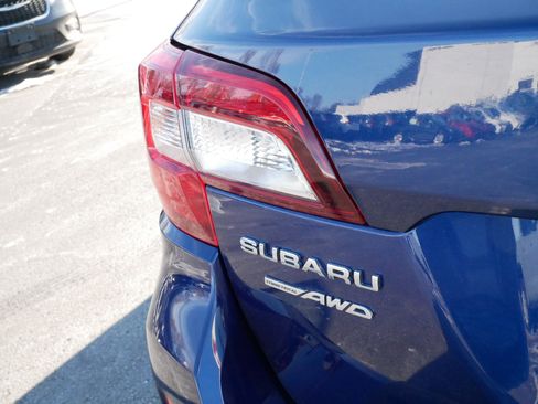 Used 2017 Subaru Outback 2.5i Limited w/ Popular Package #5 image 17